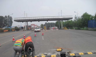 交通設施 道路劃線、停車場劃線與指示牌施工安裝的重要性